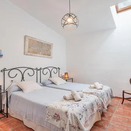 Villa Miquel Des Revellar *