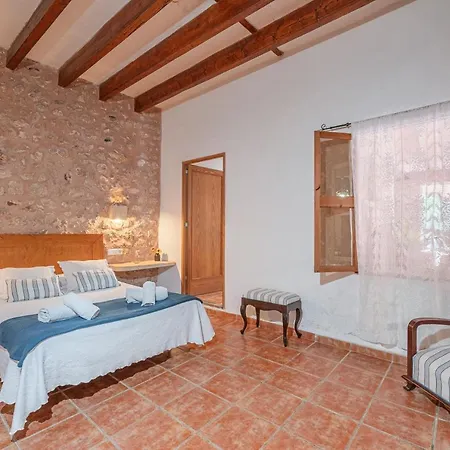 Villa Miquel Des Revellar *